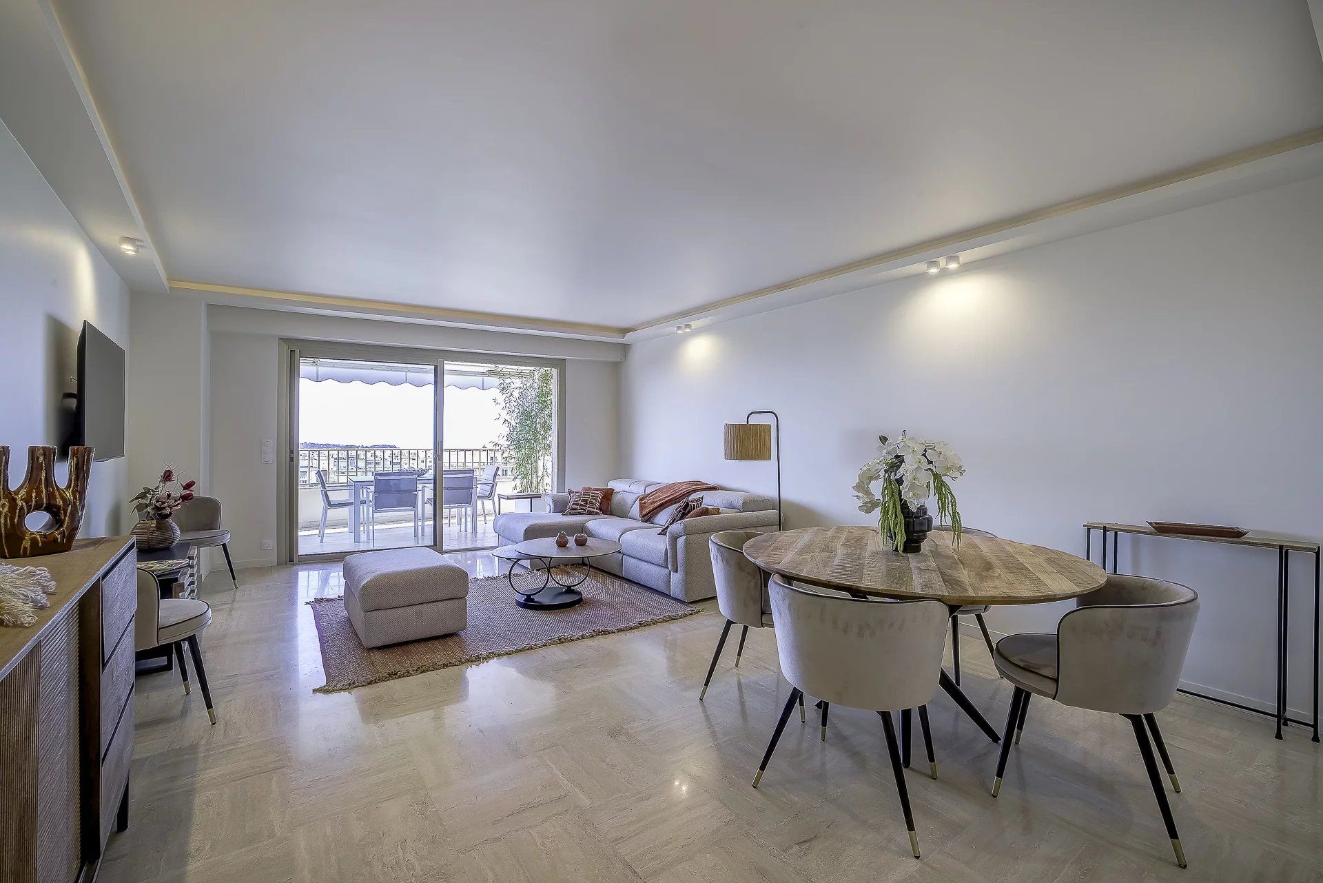 Condominio nel Cannes, Alpes-Maritimes 12830407