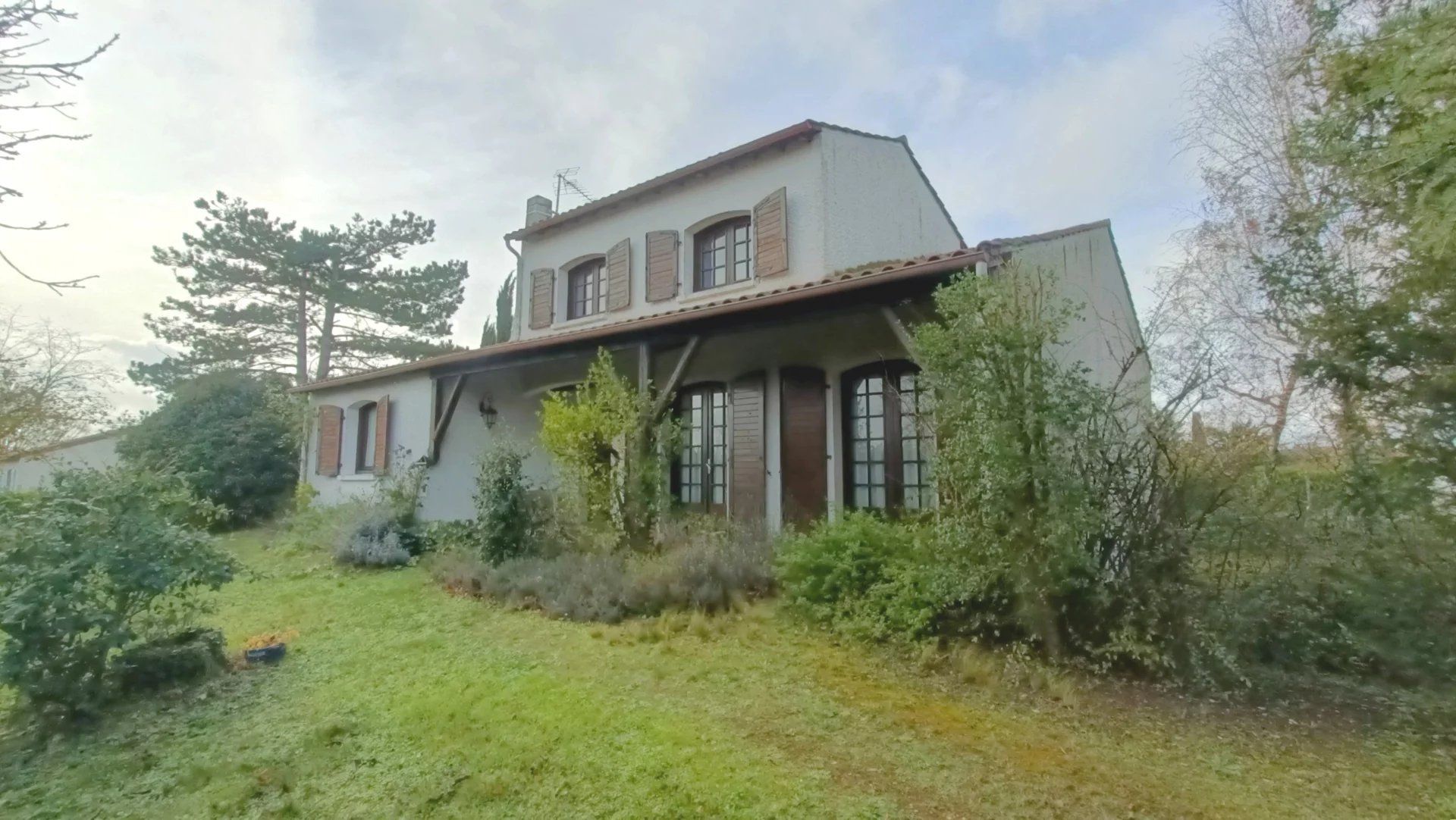 Casa nel Neuville-de-Poitou, Nuova Aquitania 12830413