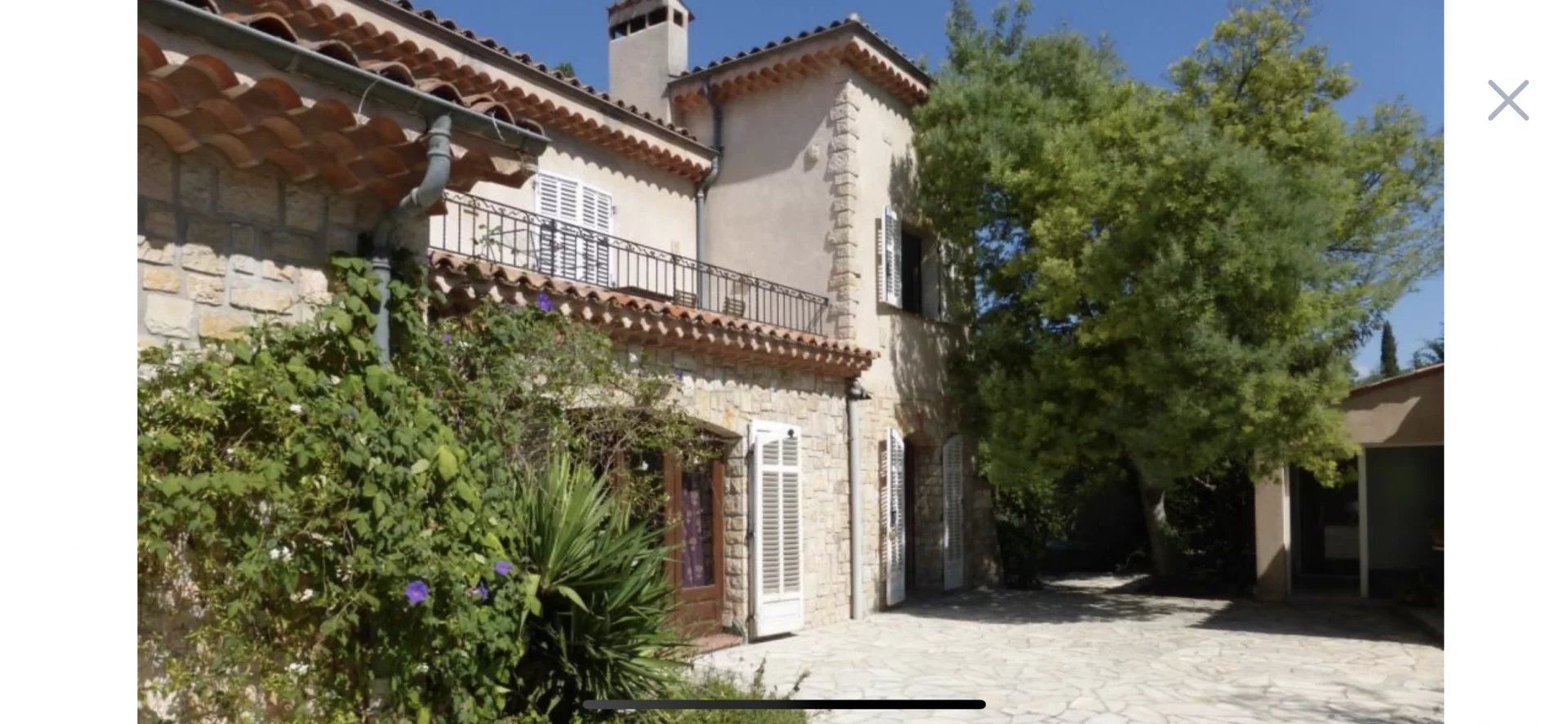 Condominium in Mouans-Sartoux, Provence-Alpes-Cote d'Azur 12830431