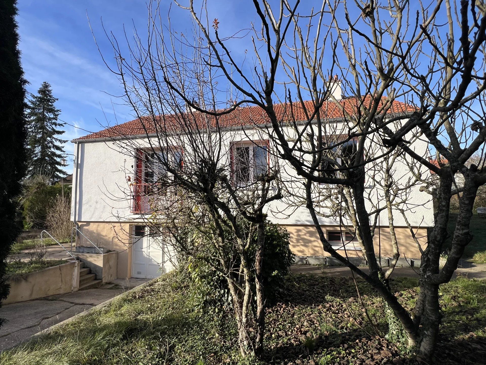 Autre dans Saint-Georges-sur-Baulche, Bourgogne-Franche-Comté 12830460