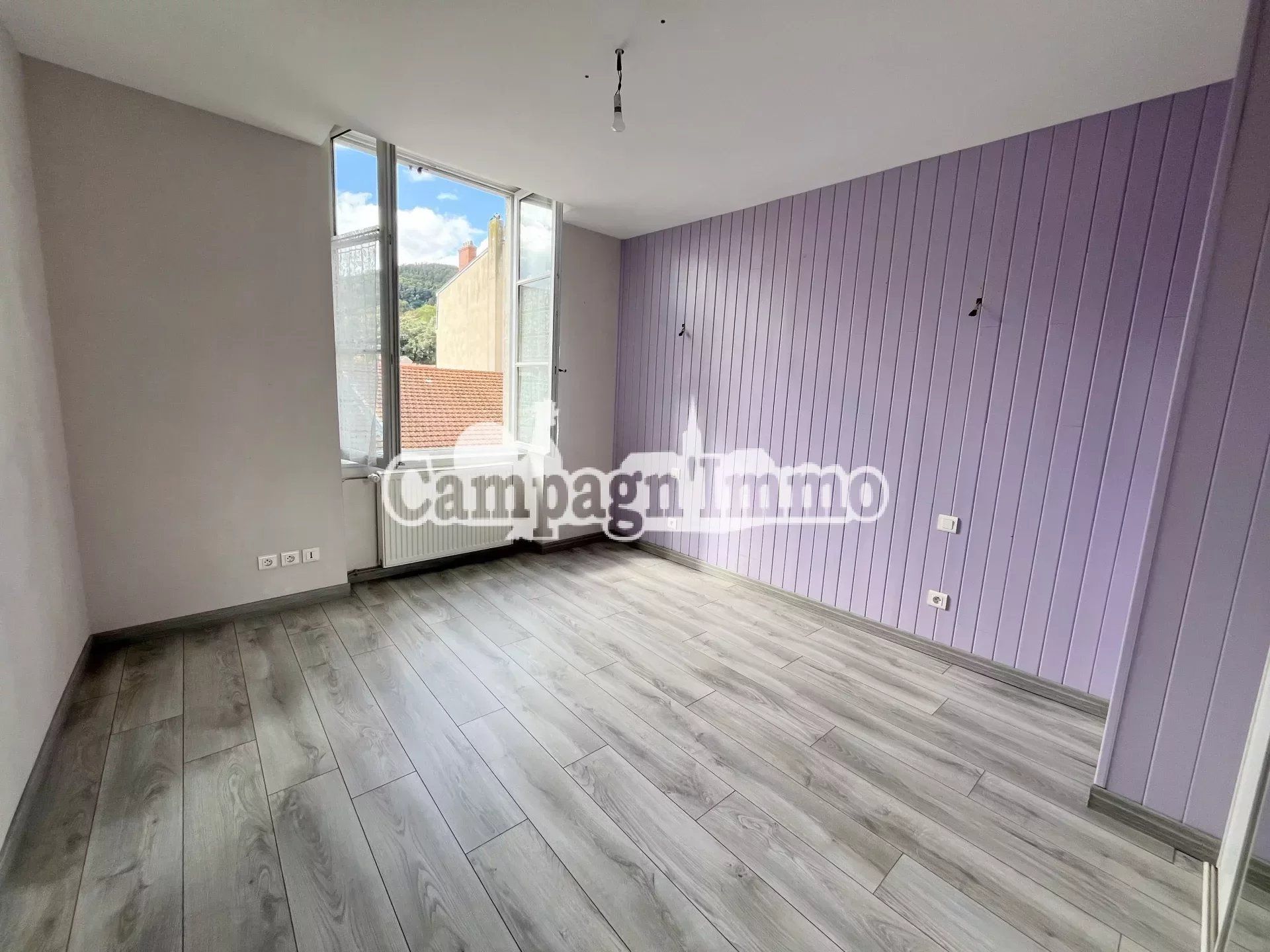 Condominium in Tarare, Auvergne-Rhone-Alpes 12830469