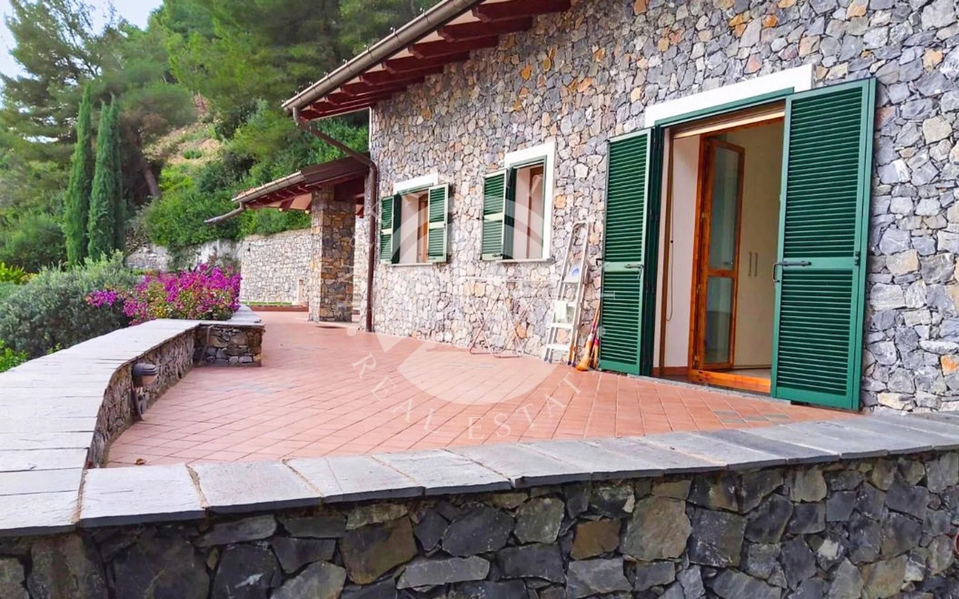 casa en Alassio, Liguria 12830505