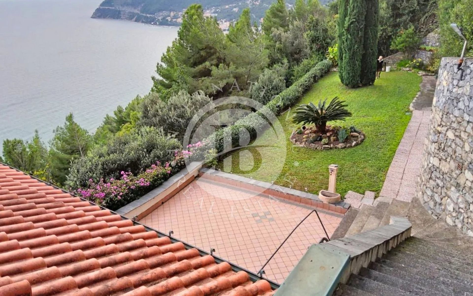 rumah dalam Alassio, Liguria 12830505