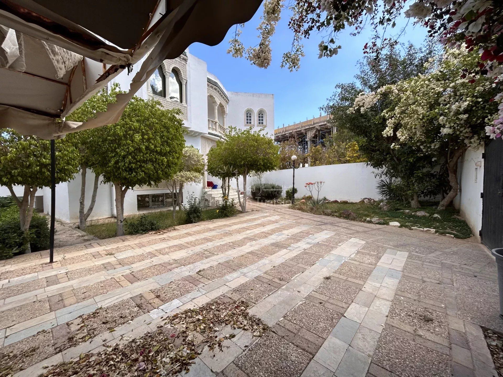 Rumah di Cité Ennarjes 2, Hammam Sousse 12830556