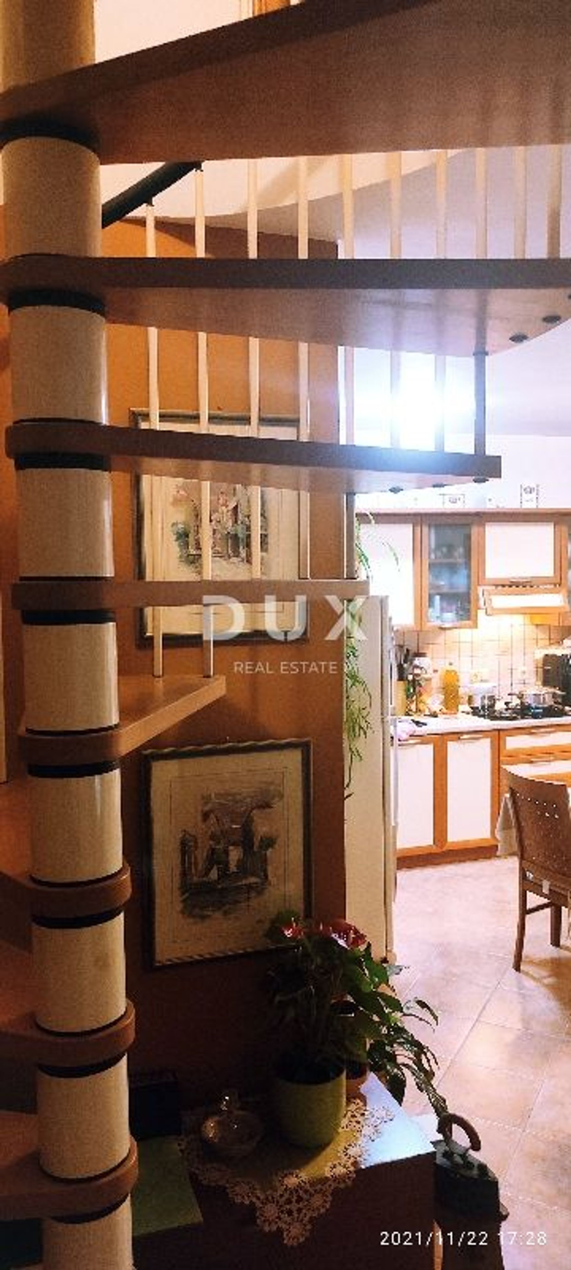 Condominium in Rovinj, Istria County 12830679