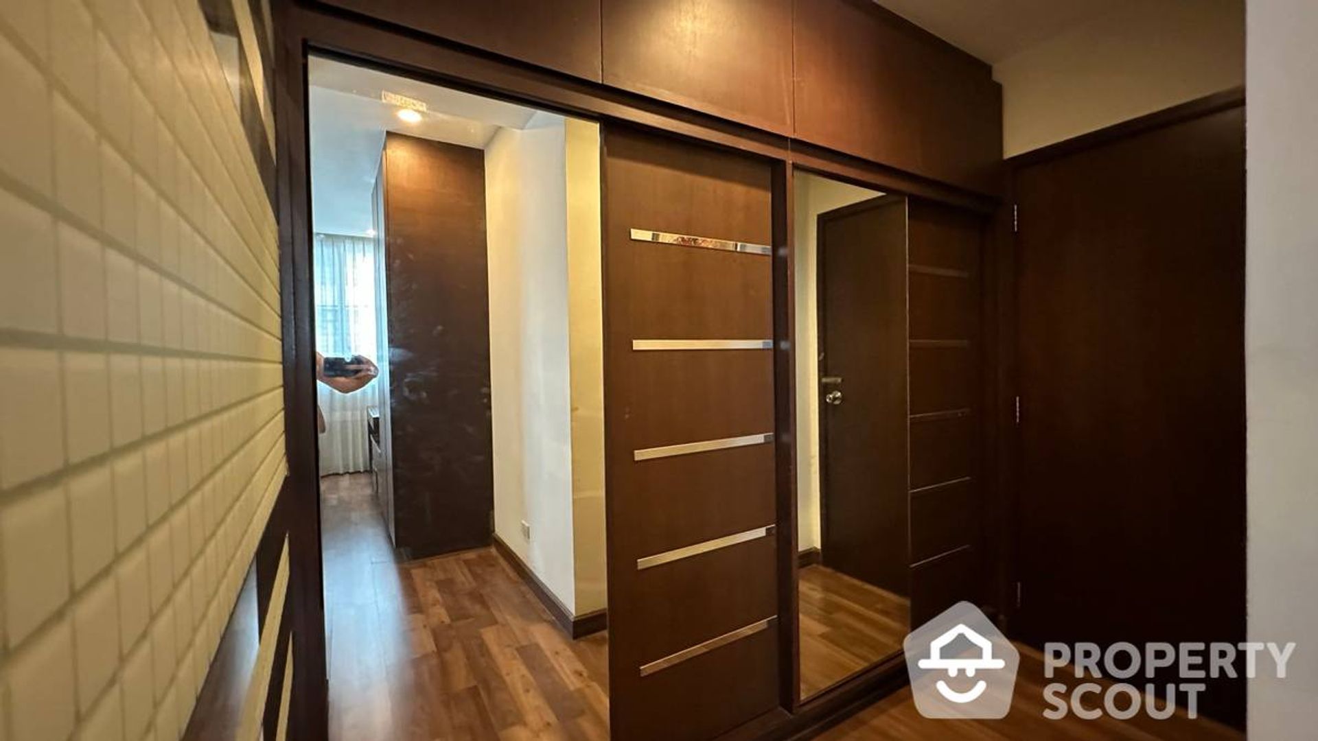 Condominium in Pathum Wan, Krung Thep Maha Nakhon 12831009