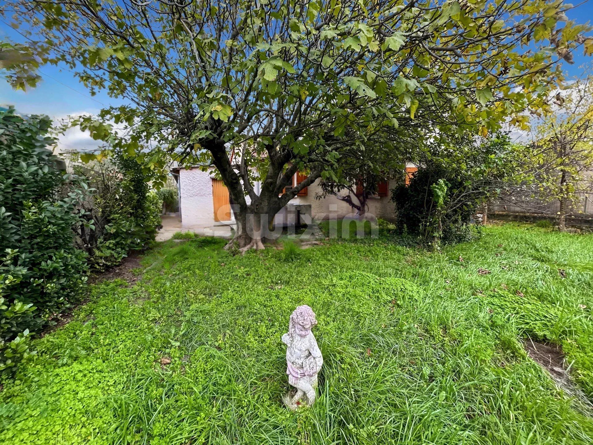 House in Bollène, Vaucluse 12831702