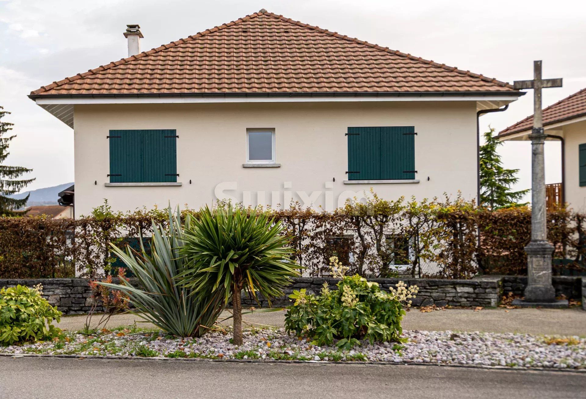 Talo sisään Messery, Auvergne-Rhone-Alpes 12831704