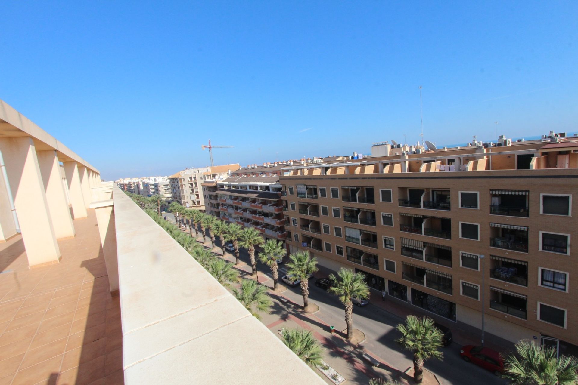 Condominium in Guardamar del Segura, Valencian Community 12833111