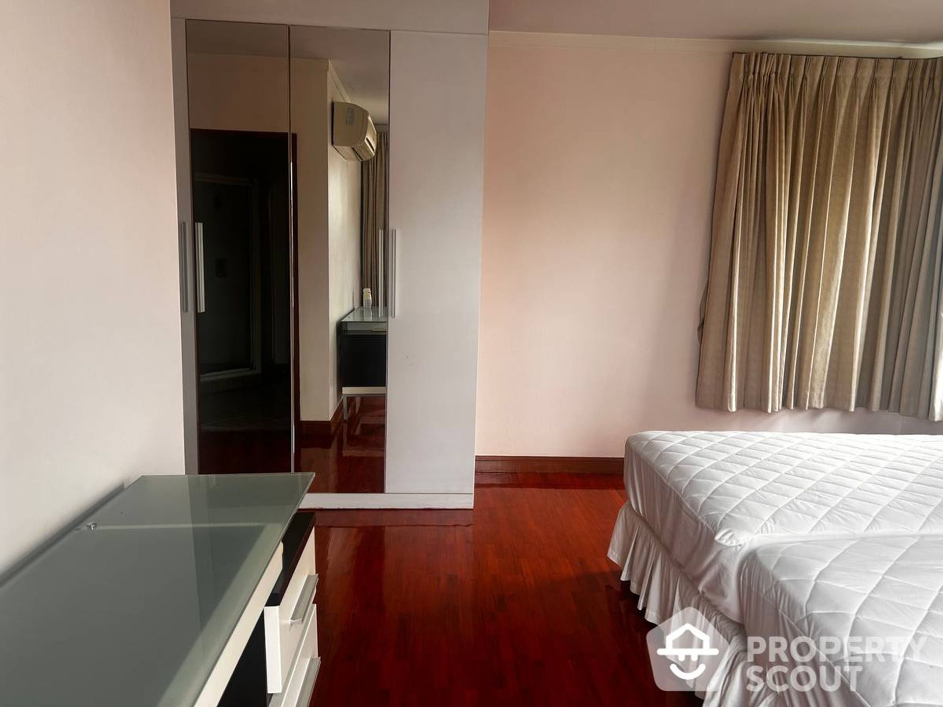 Condominium in , Krung Thep Maha Nakhon 12833437