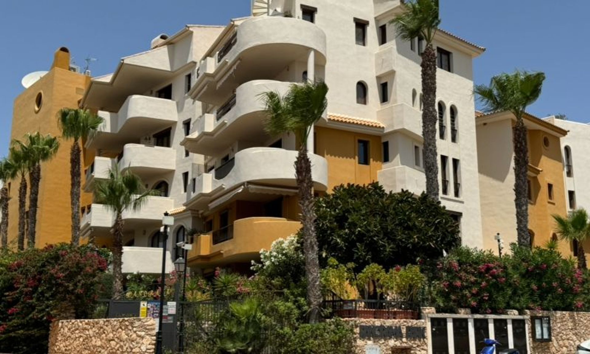 عمارات في Torrevieja, Comunidad Valenciana 12834501