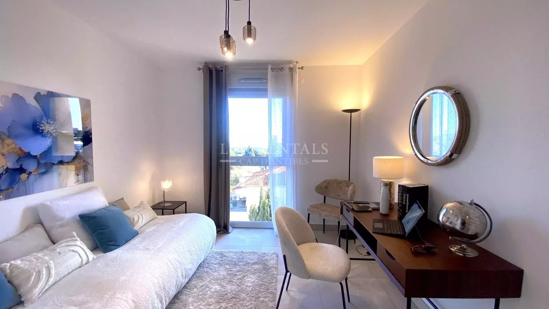 Condominio en Antibes, Alpes-Maritimes 12834564