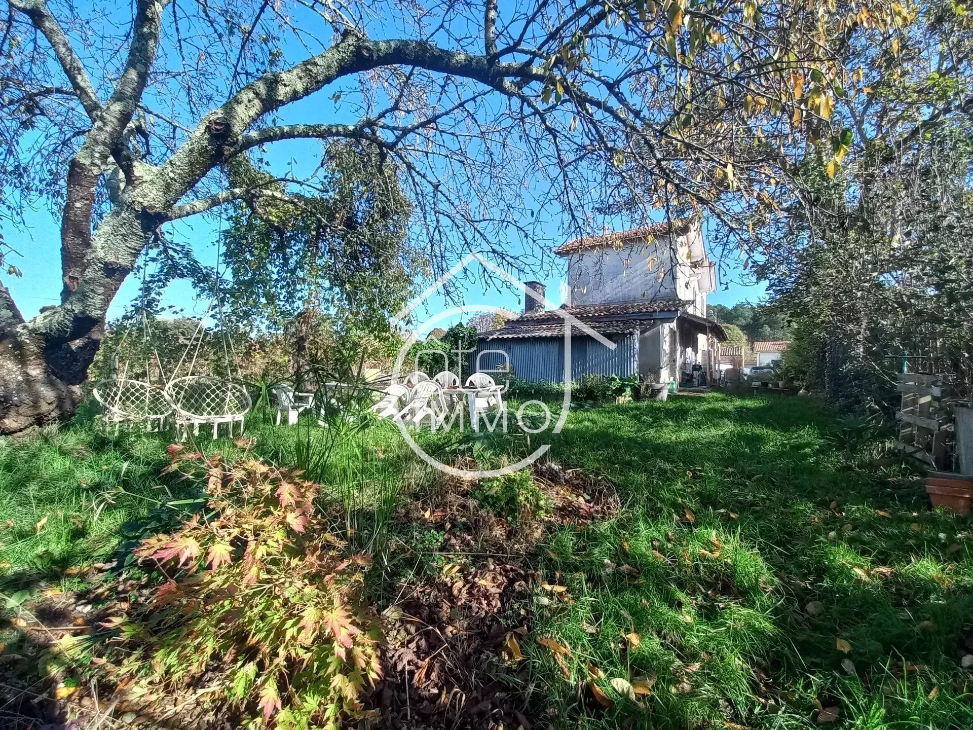 Hus i La Roquille, Gironde 12834663