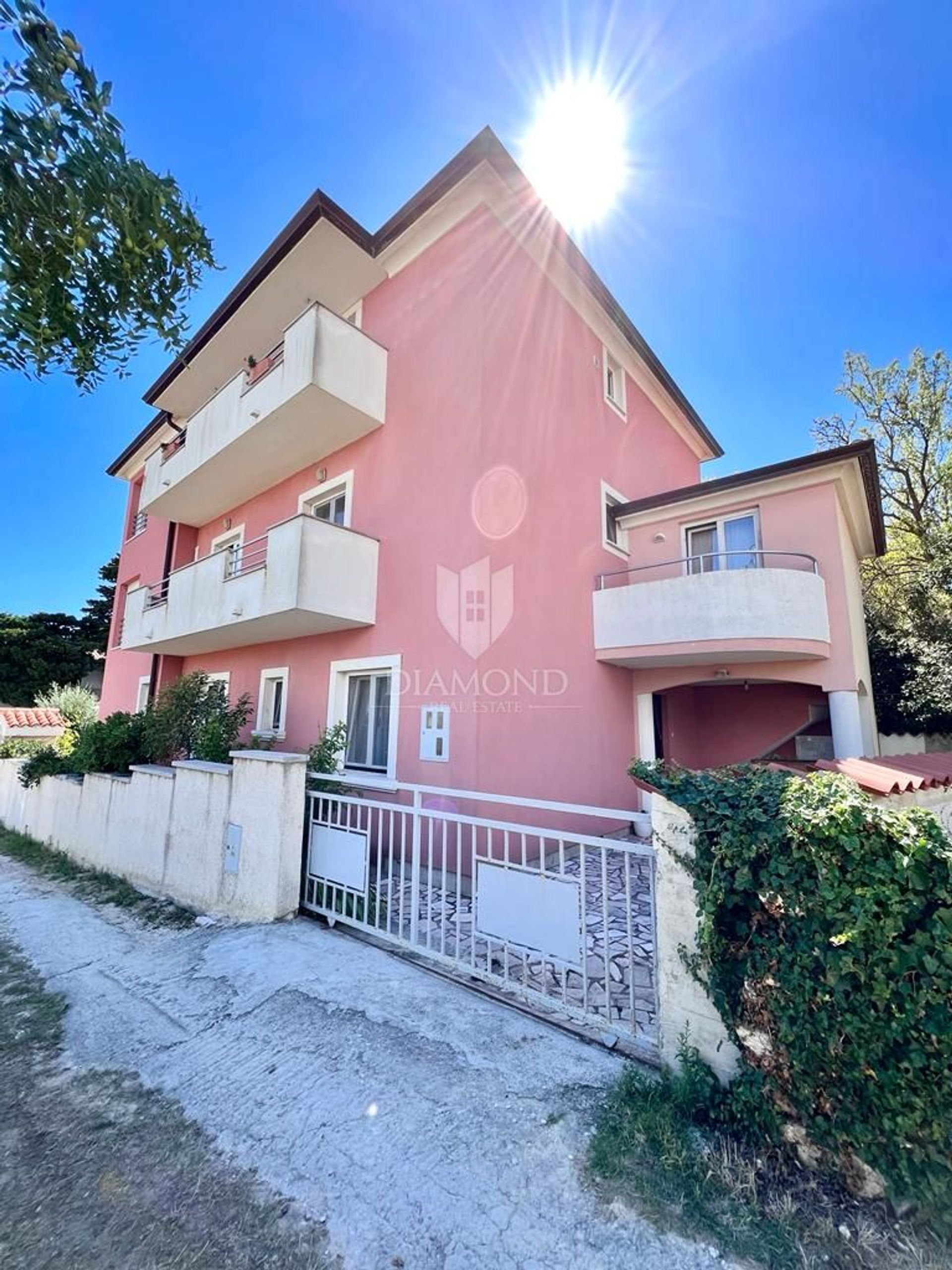 Condominium in Premantura, Istria County 12834894