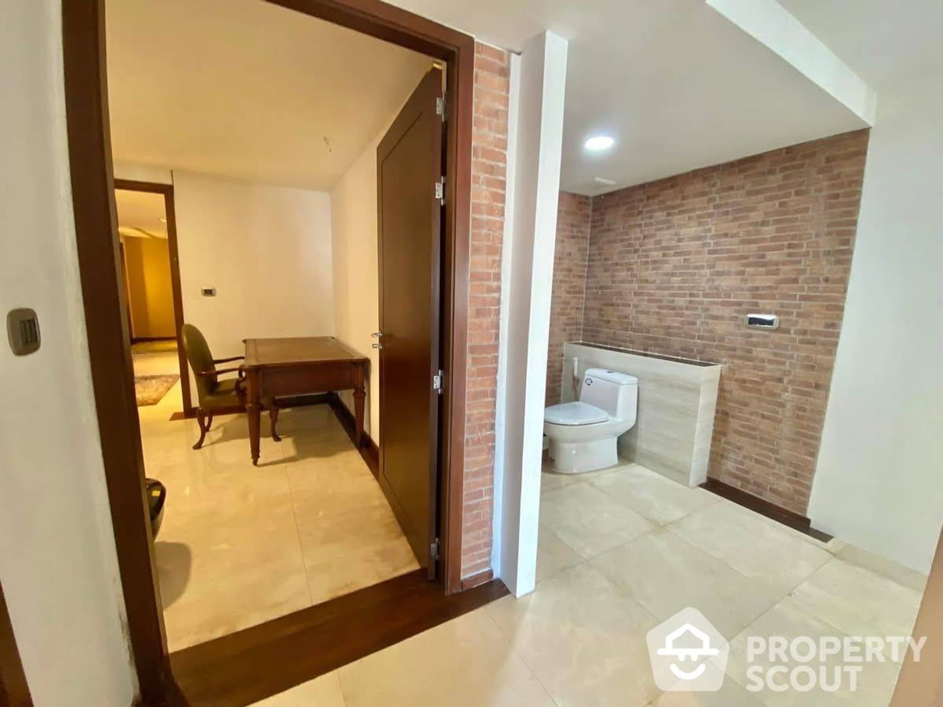 Condominium in , Krung Thep Maha Nakhon 12835050