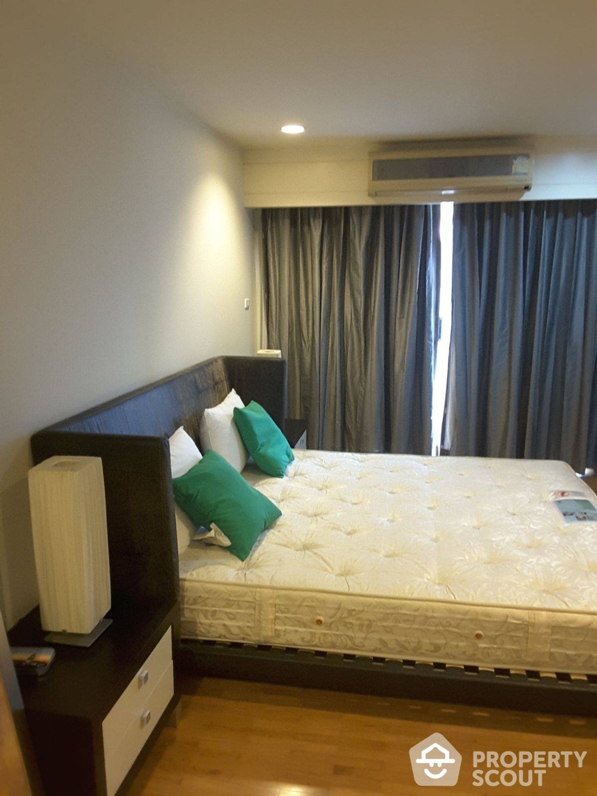 Condominium in , Krung Thep Maha Nakhon 12835089