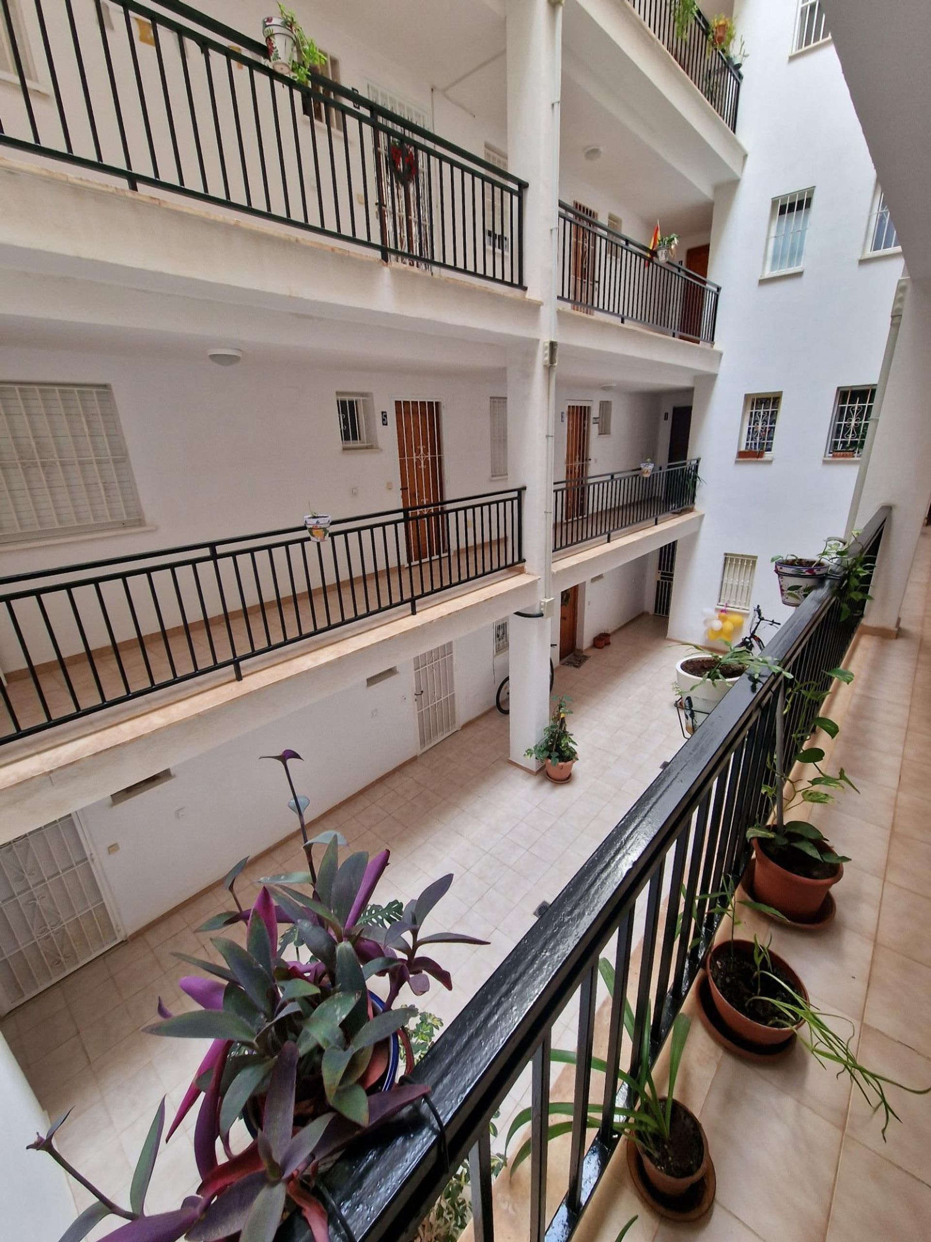 Condominio en Torrevieja, Comunidad Valenciana 12836009