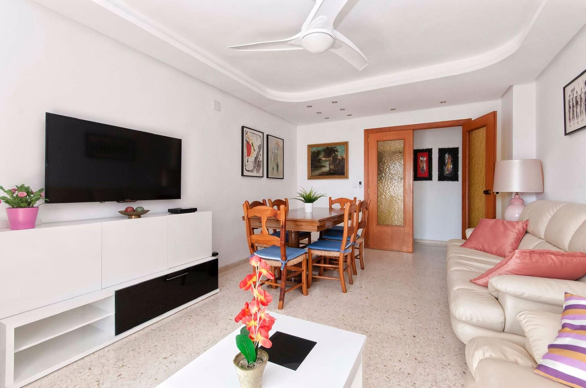 Condominium in Benidorm, Valencia 12836185