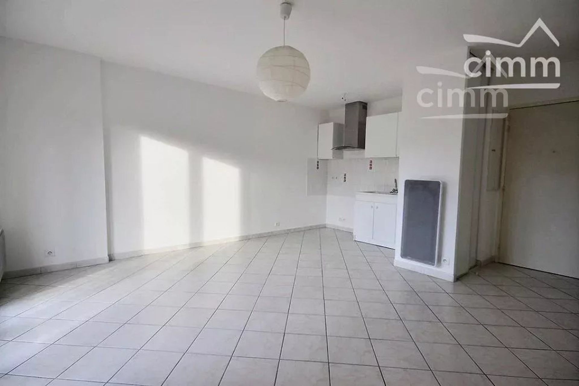 Condominio en Le Teil, Auvergne-Rhone-Alpes 12836291