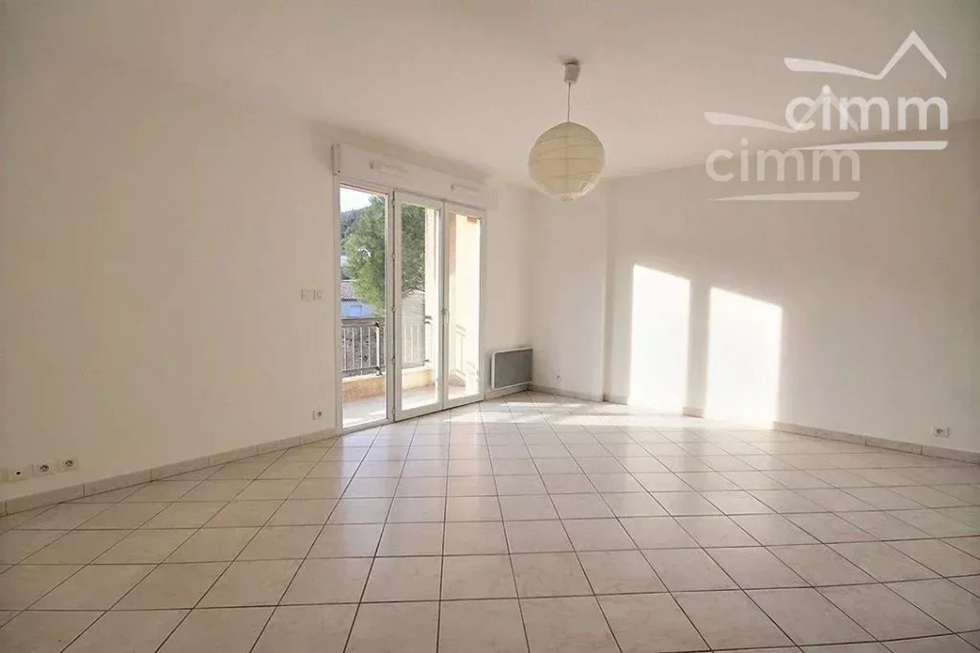 Condominio en Le Teil, Auvergne-Rhone-Alpes 12836291