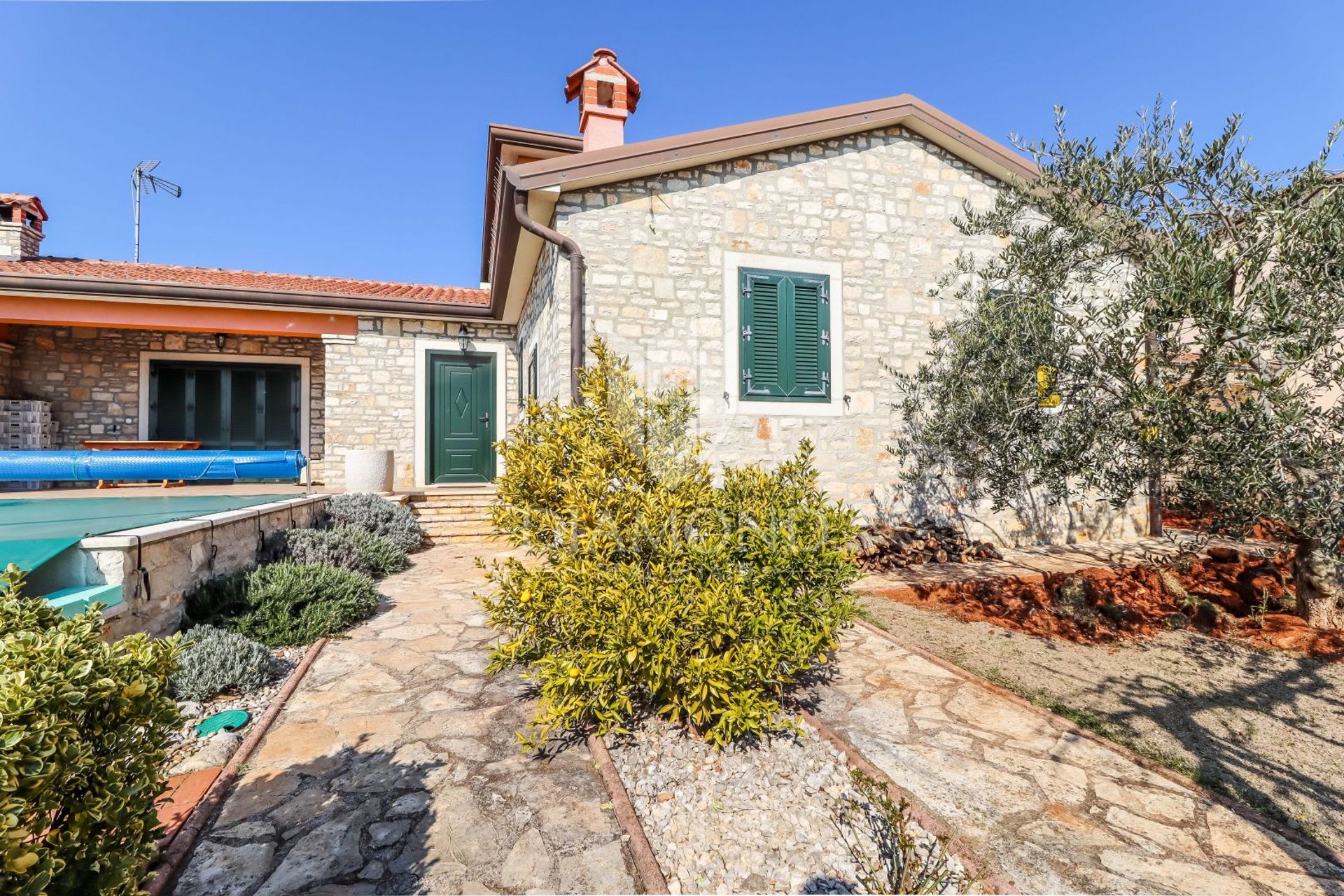 House in Poreč, Istria County 12836421