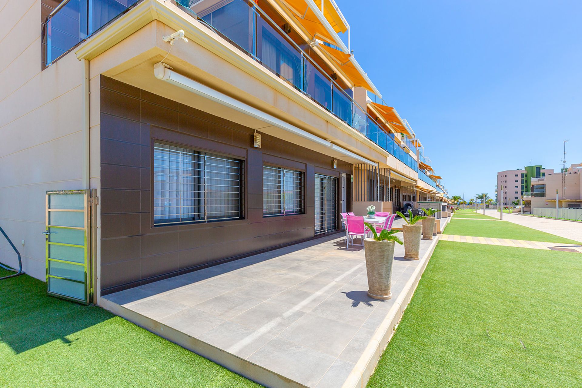 Condominium dans Torre de la Horadada, Comunidad Valenciana 12837051