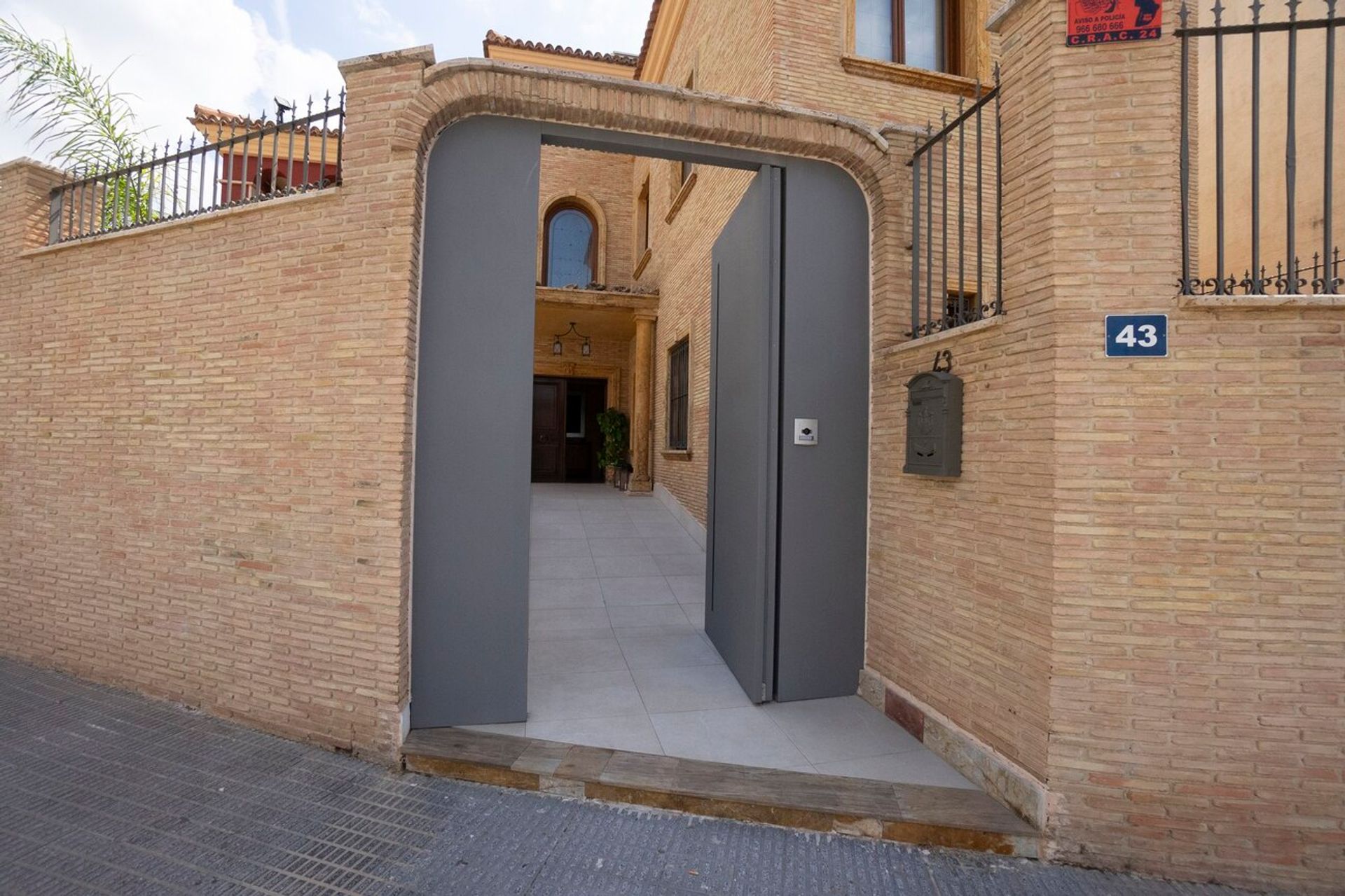 House in La Aparecida, Comunidad Valenciana 12837170