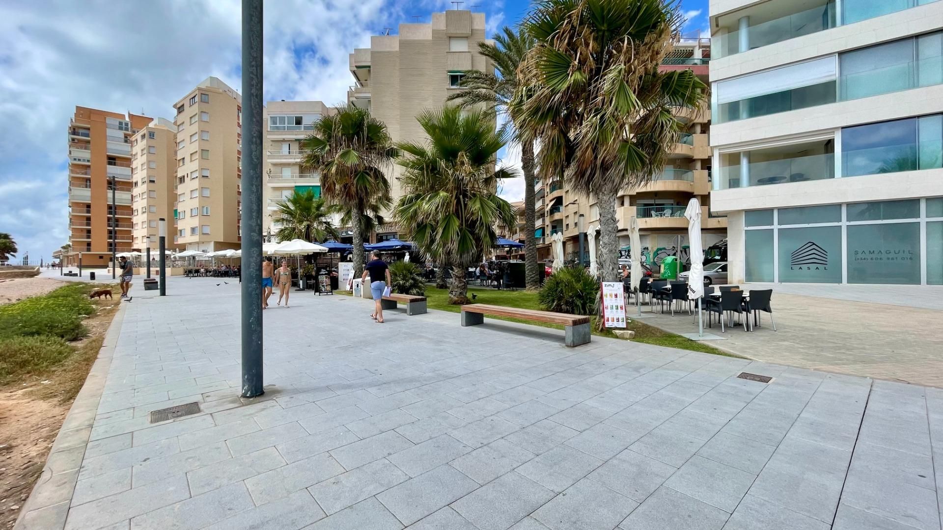 Кондоминиум в Torrevieja, Comunidad Valenciana 12837174