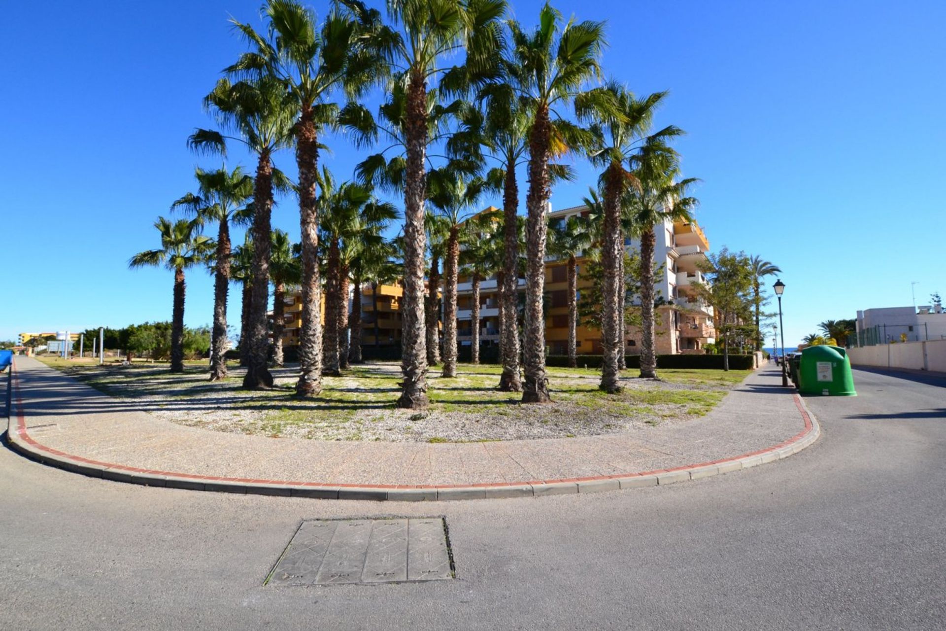 Condominio en Torrevieja, Comunidad Valenciana 12837215