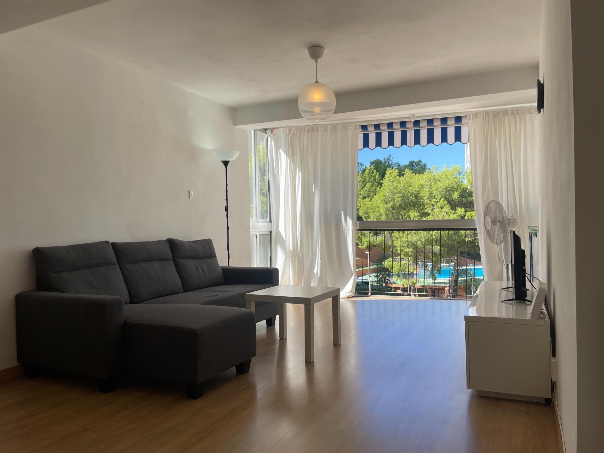 Condominium in Benidorm, Valencia 12837445