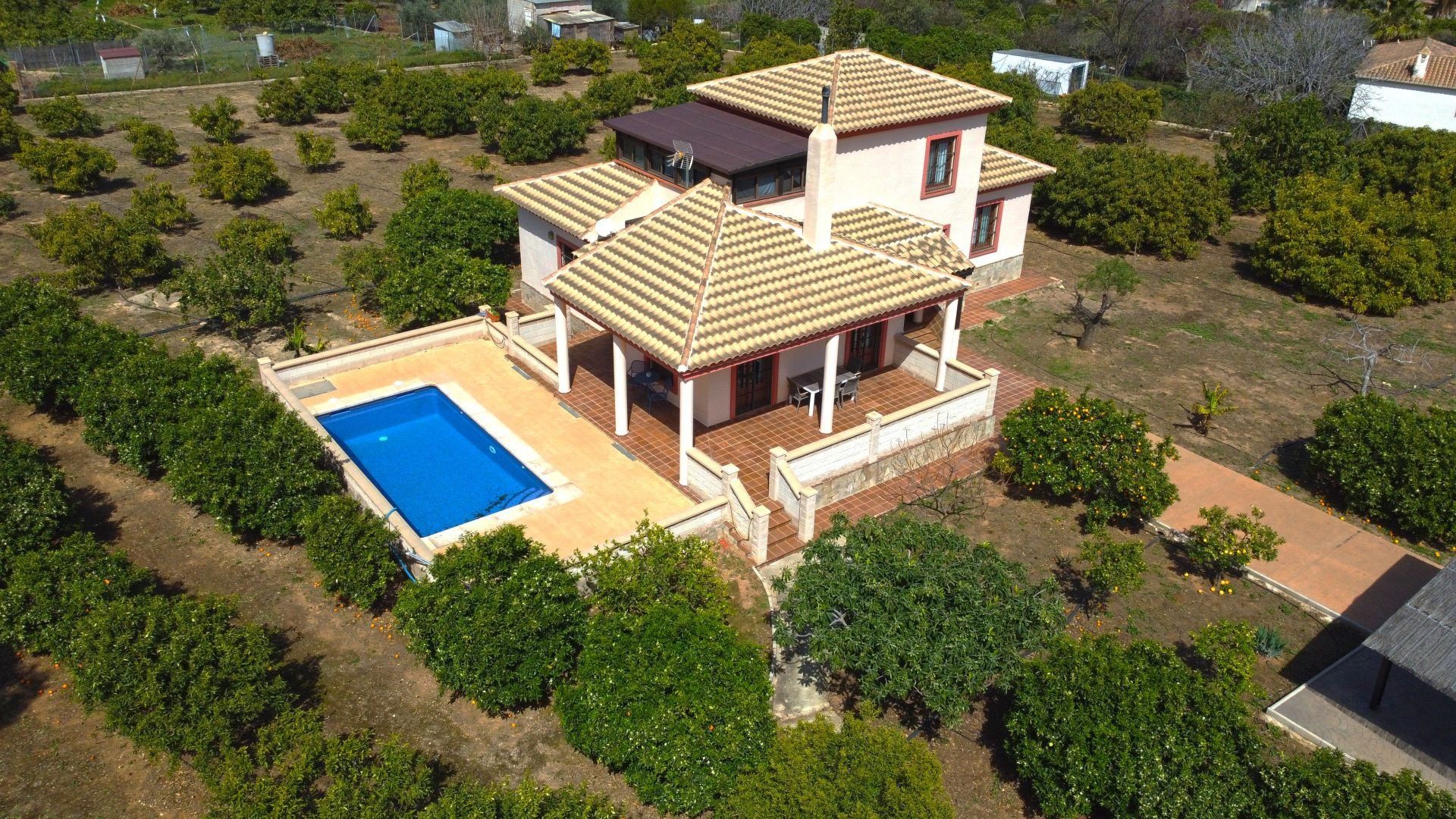 Hus i Alhaurín de la Torre, Andalucía 12837736