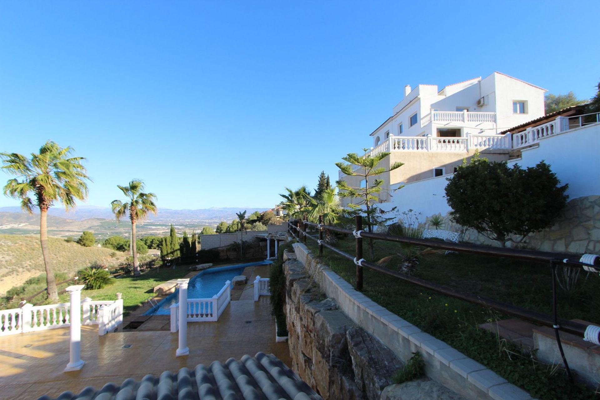 Hus i Alhaurín de la Torre, Andalucía 12837903