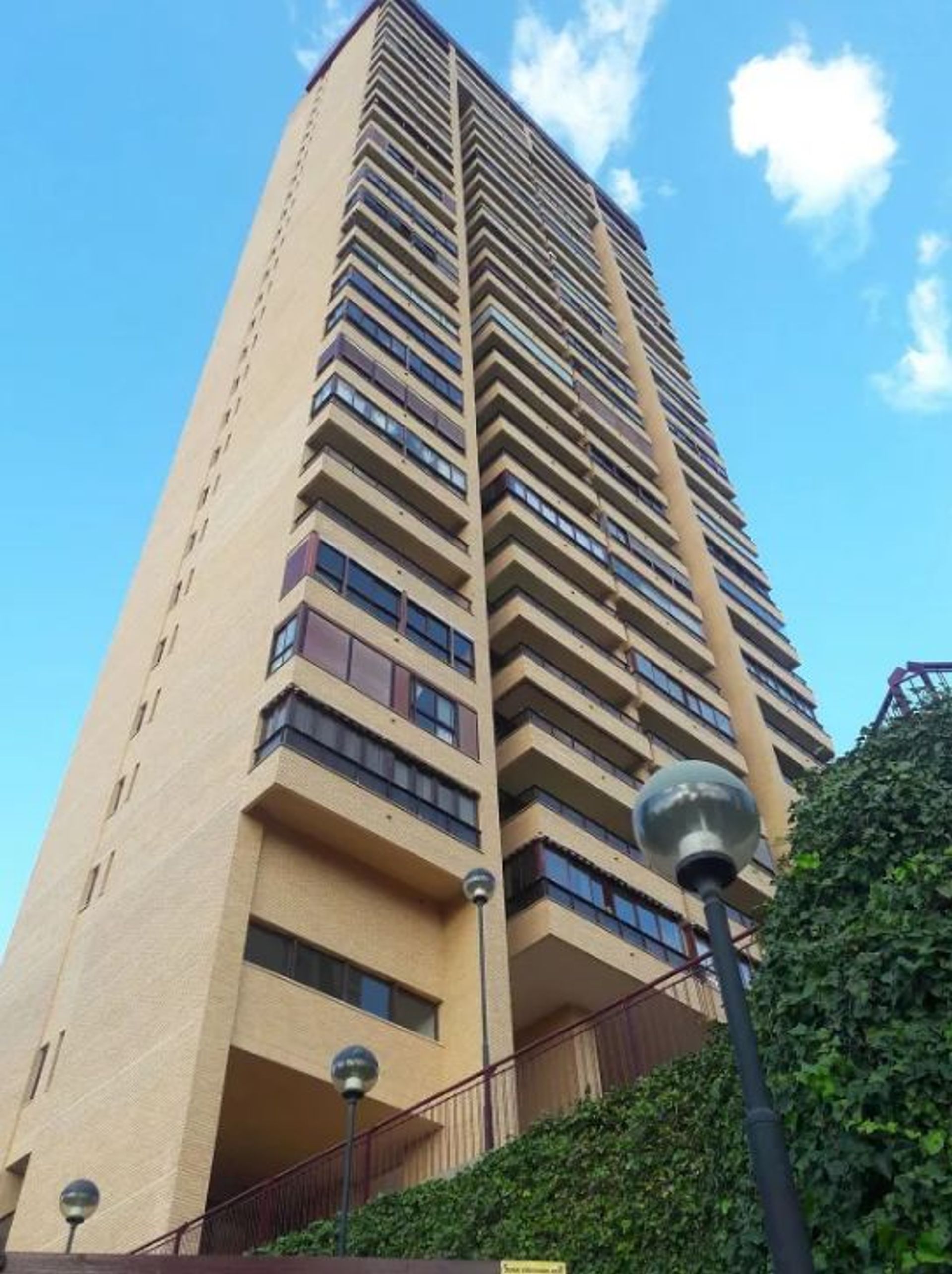 Condominium in Benidorm, Comunidad Valenciana 12838110