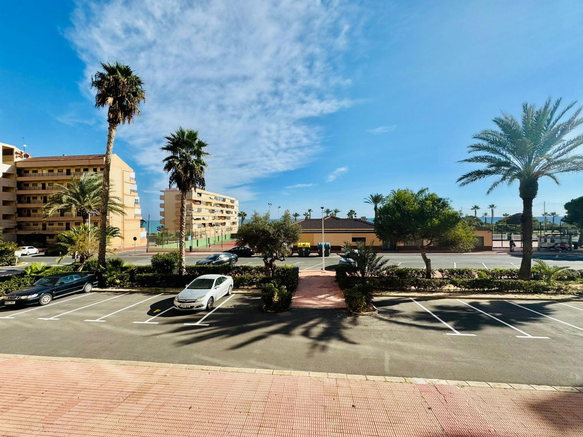 Condominium dans Torrevieja, Comunidad Valenciana 12838193