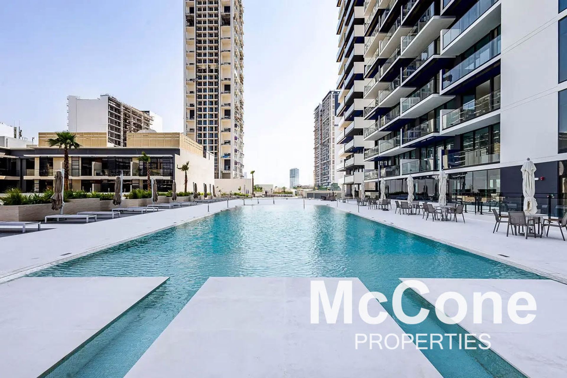 Condominium in Dubai, Dubai 12838340