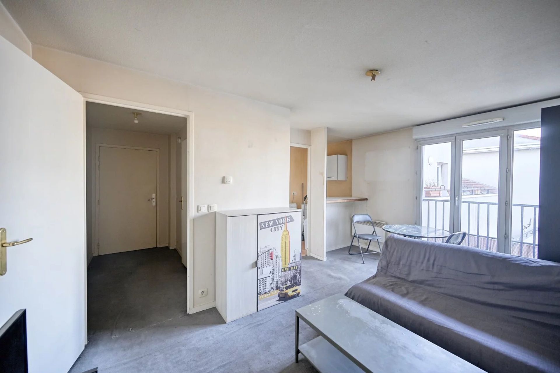 Condominium in Saint-Ouen, Ile-de-France 12838813