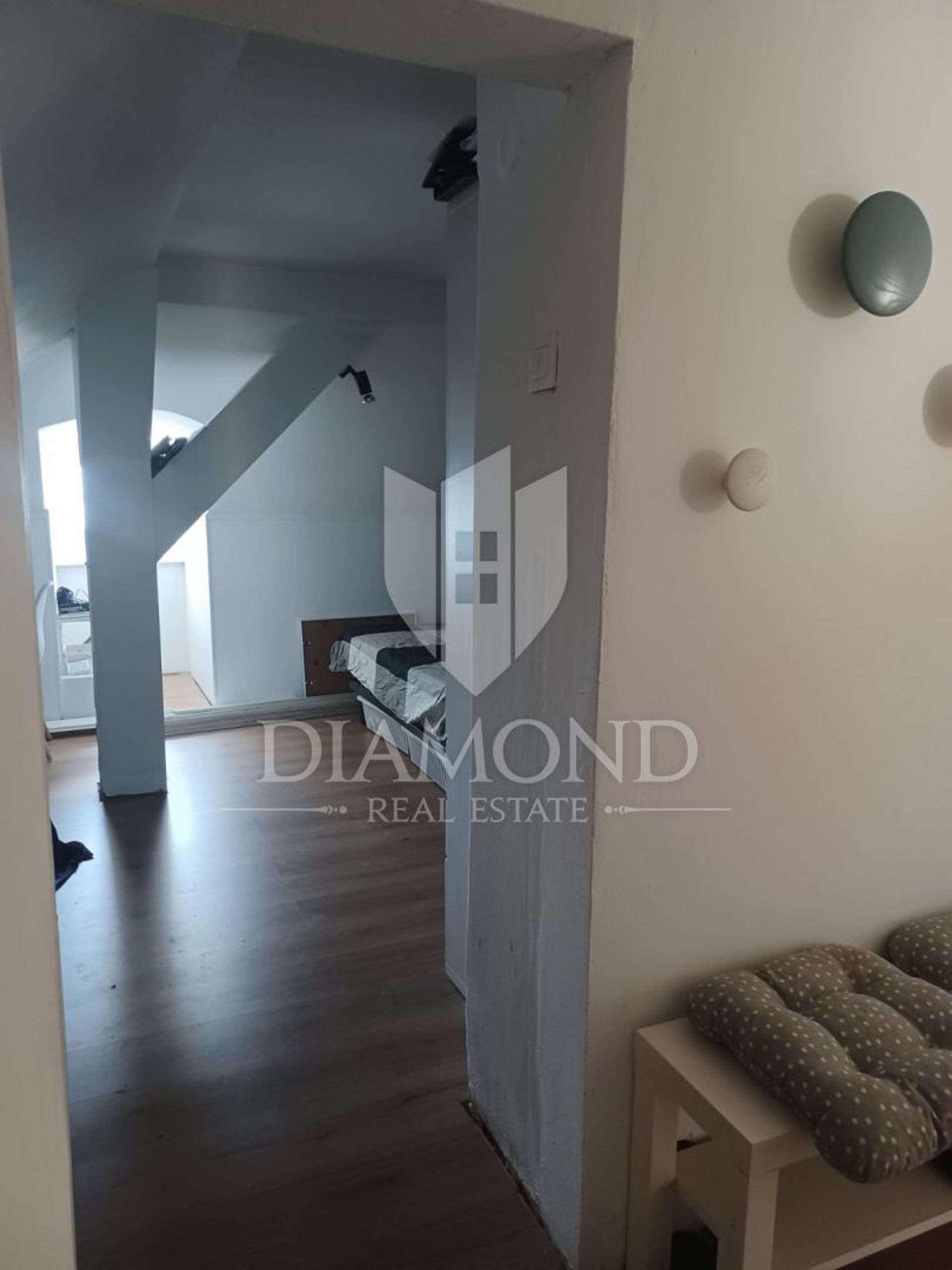 Condominium dans Opatija, Primorsko-Goranska Zupanija 12839137