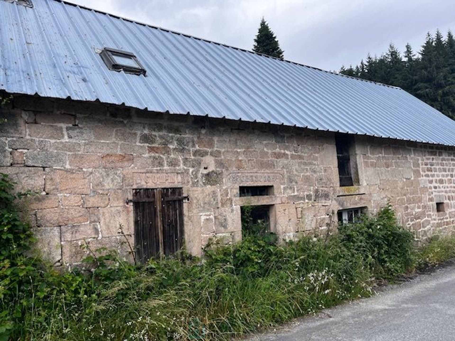 casa en Ambrugeat, Nouvelle-Aquitaine 12839221