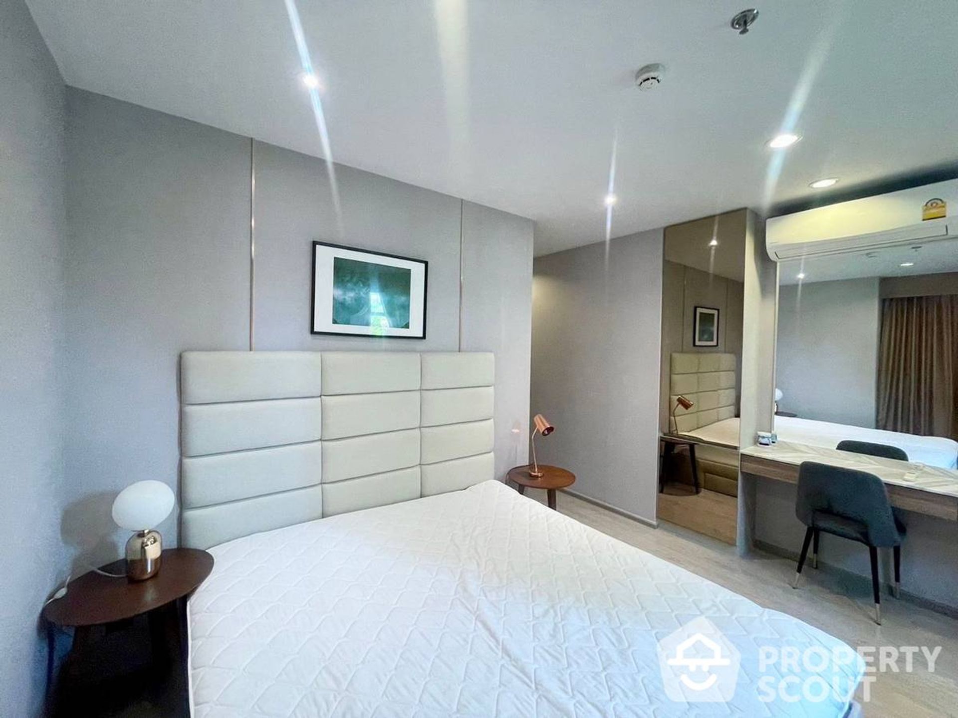 Condominium in , Krung Thep Maha Nakhon 12839286