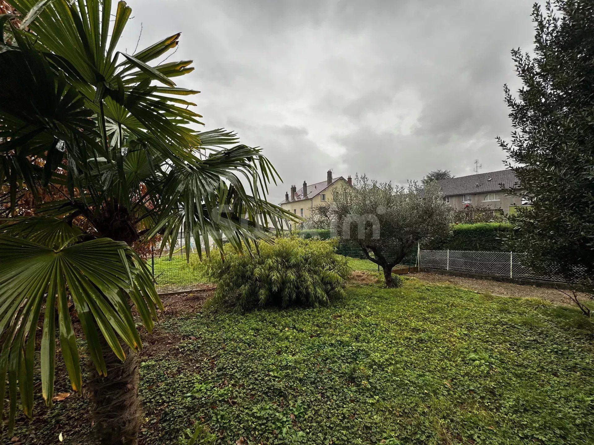 Casa nel Lons-le-Saunier, Borgogna-Franca Contea 12839477