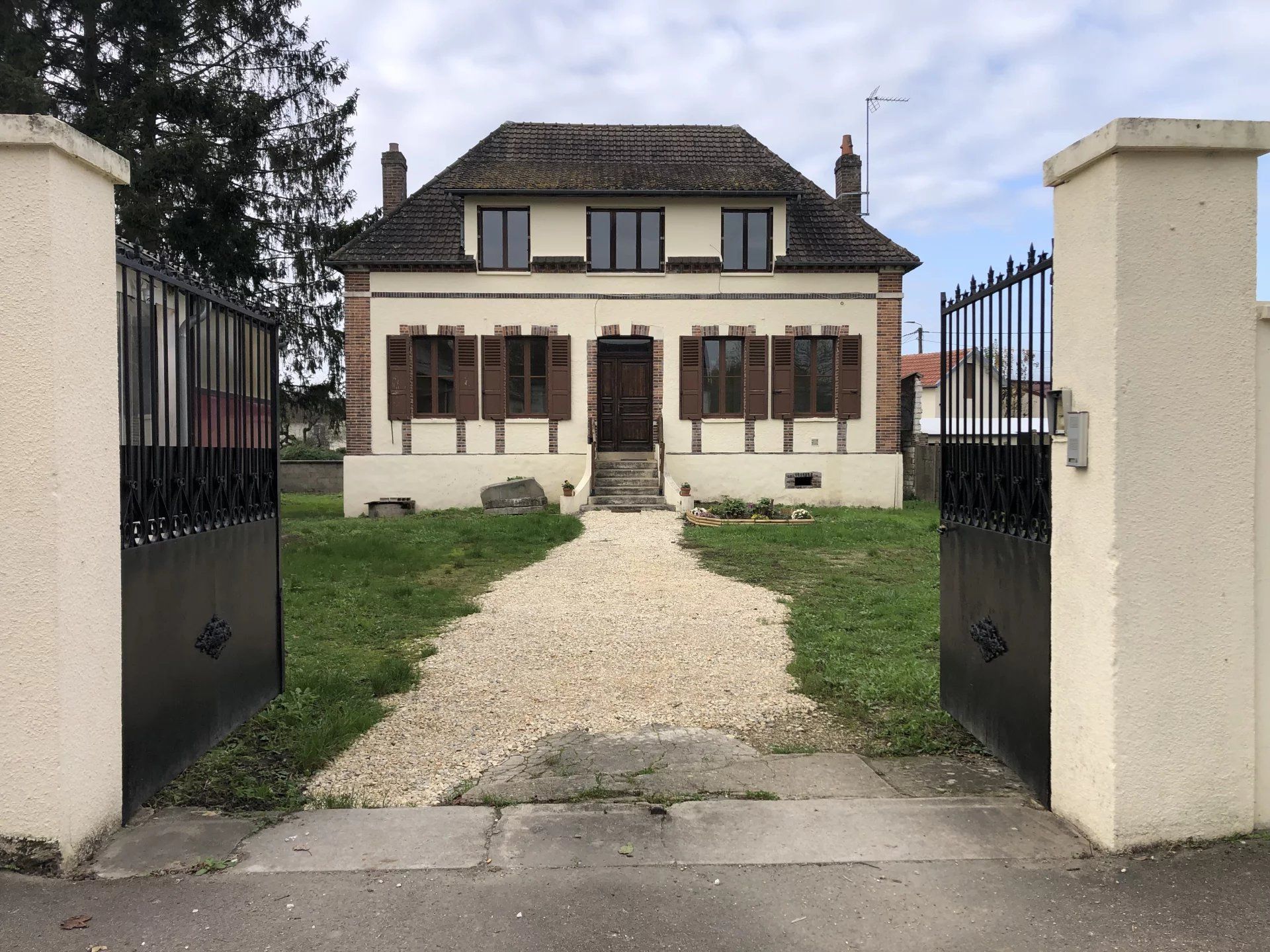 casa no Saint-Clément, Yonne 12839533