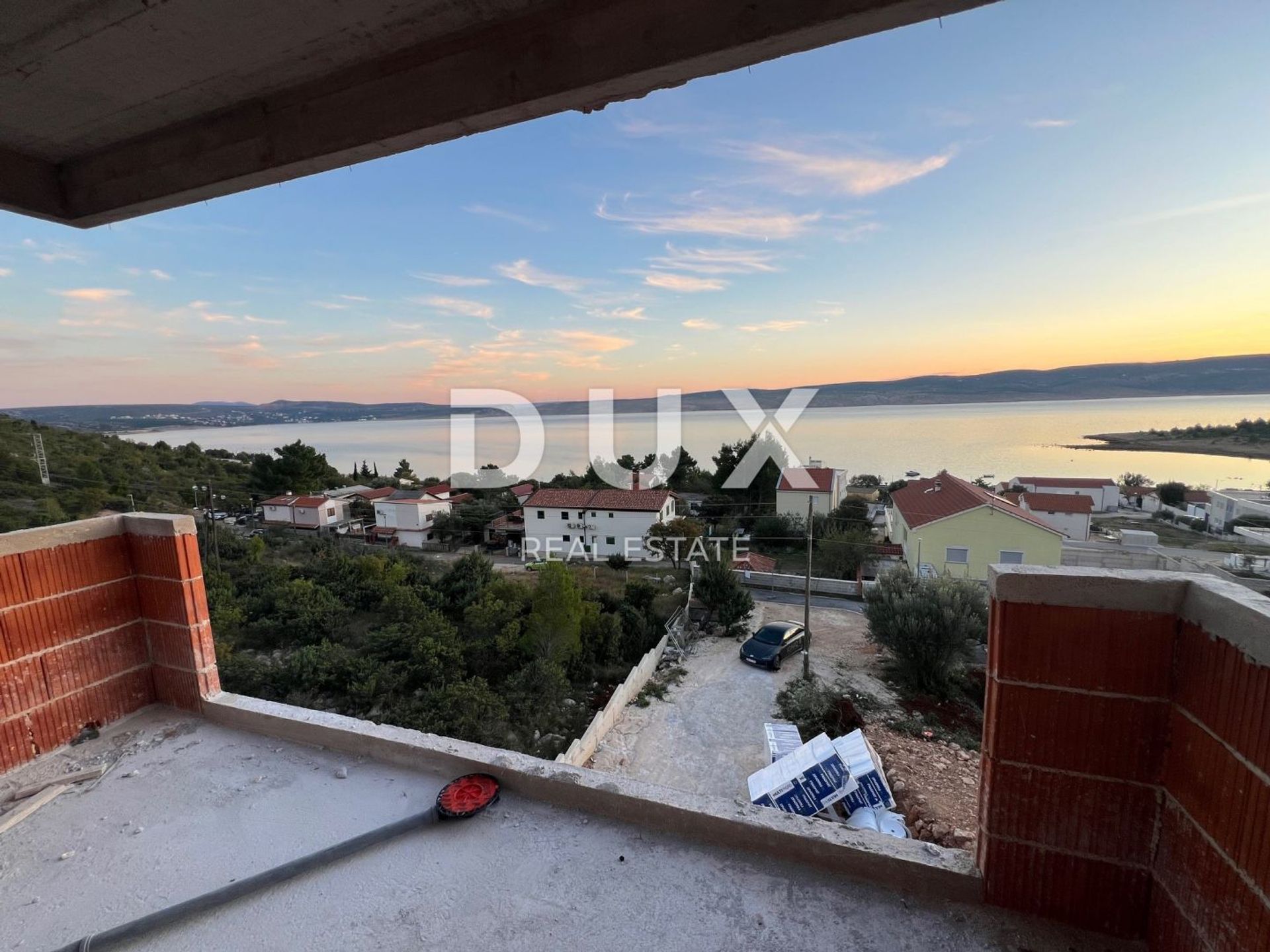 Condominium dans Starigrad, Zadarska Zupanija 12839655