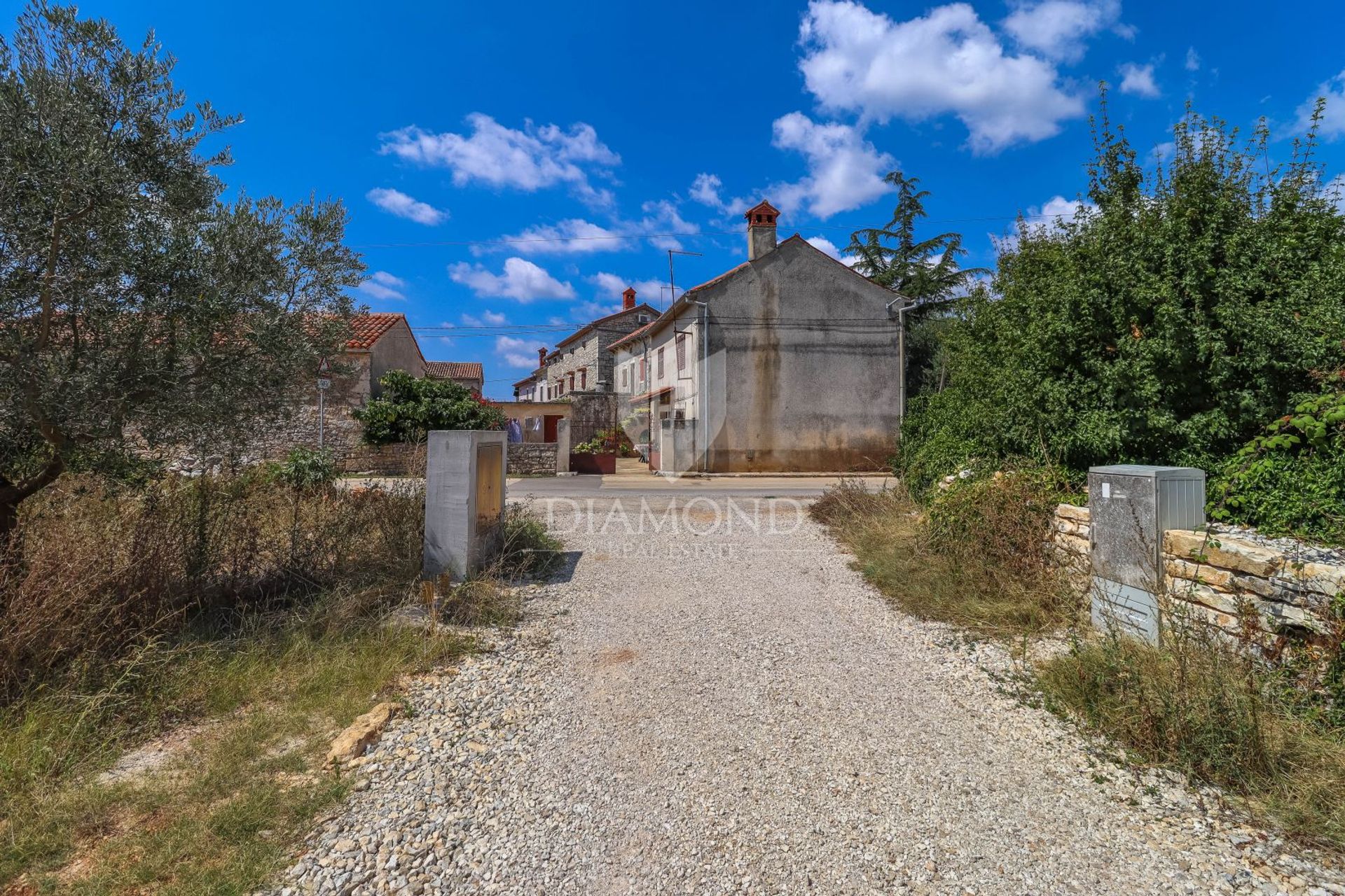 Land in Marcana, Istarska Zupanija 12839808