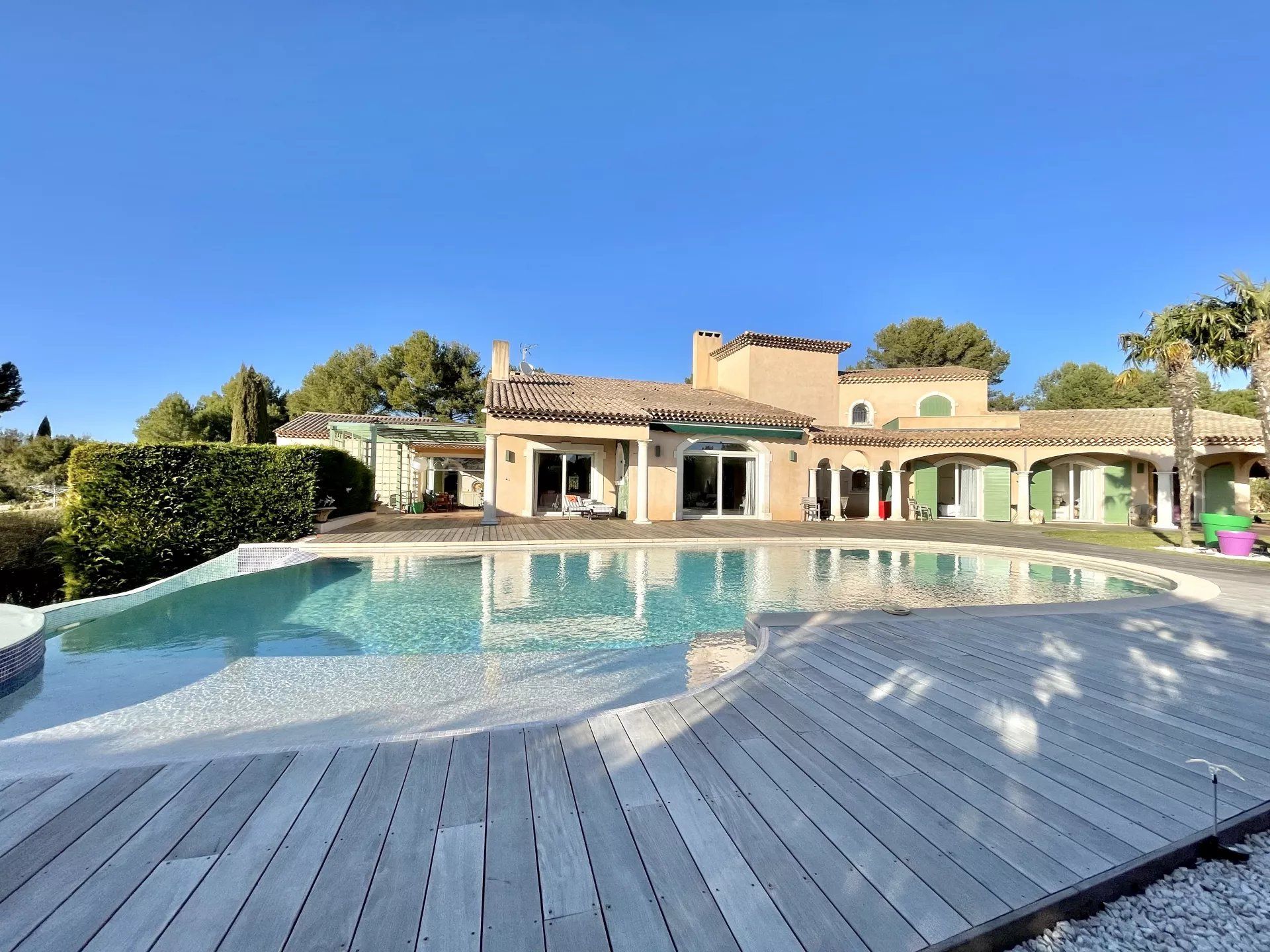 Casa nel Aix-en-Provence, Provence-Alpes-Cote d'Azur 12840143