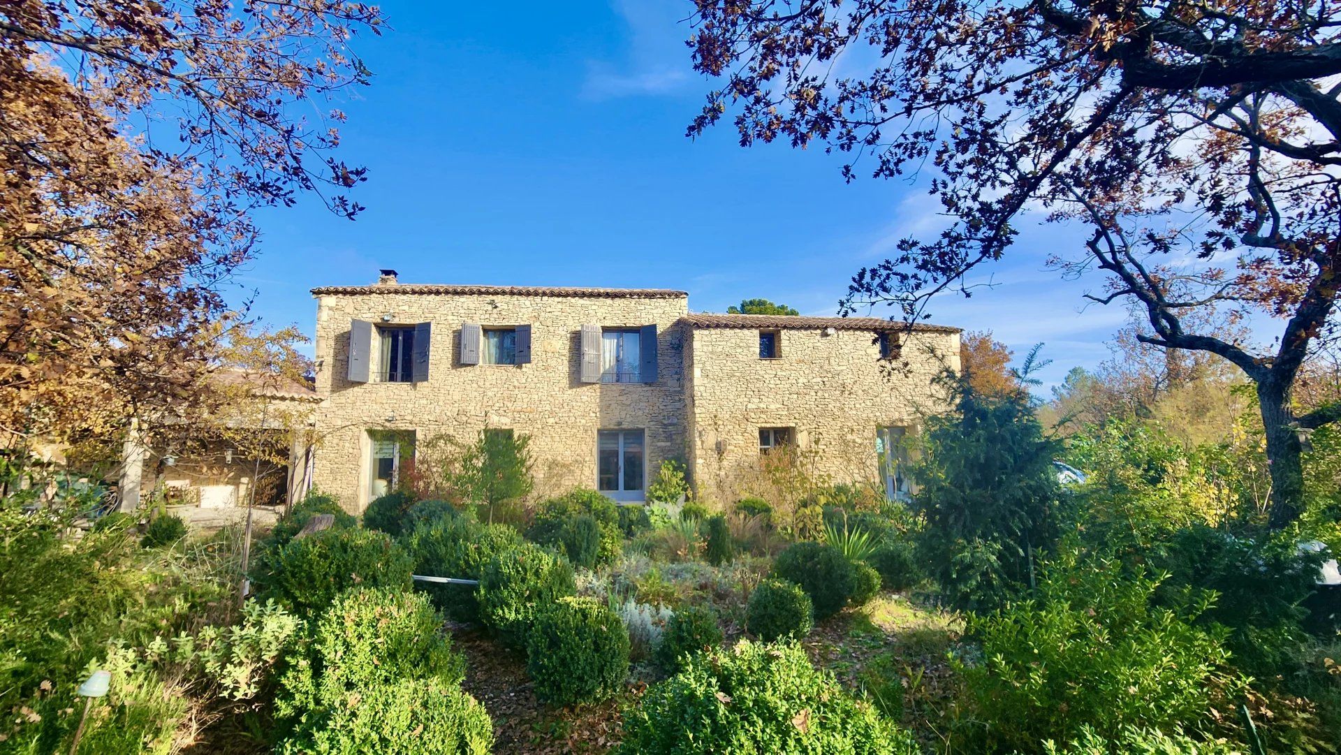 Hus i Gordes, Provence-Alpes-Cote d'Azur 12840189