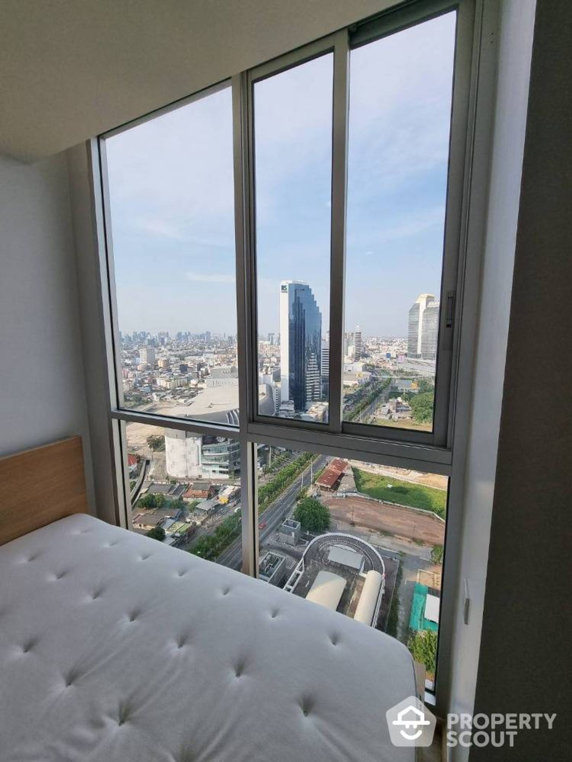 Condominio en Ban Na Song, Krung Thep Maha Nakhon 12840630