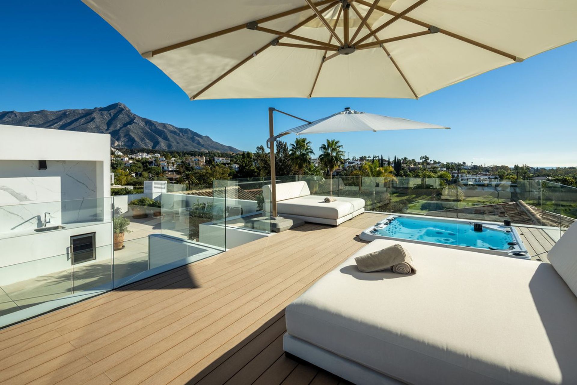 Haus im Marbella, Andalucía 12840697