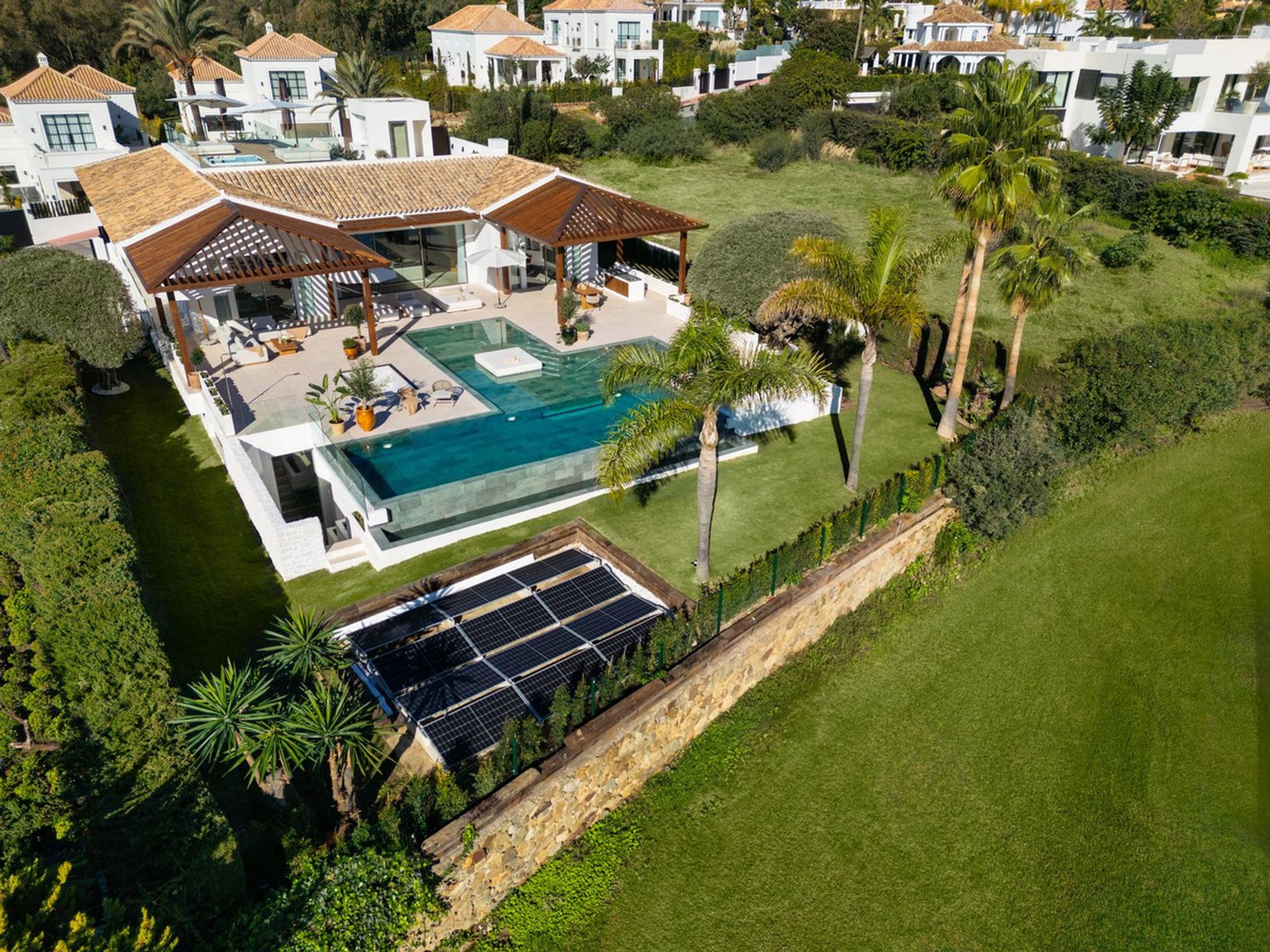 House in Marbella, Andalucía 12840697