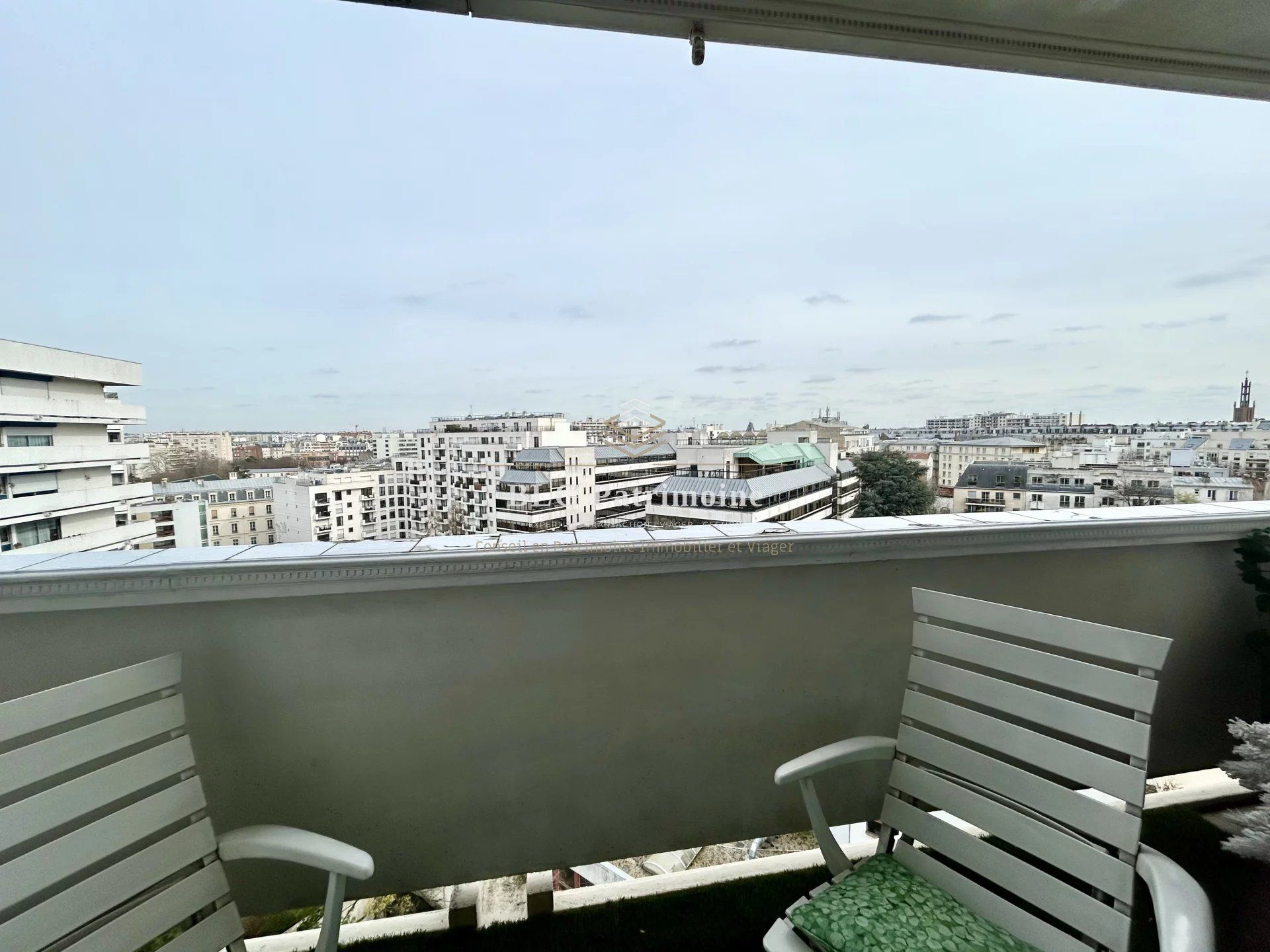 Condominio en Charenton-le-Pont, Ile-de-France 12840764