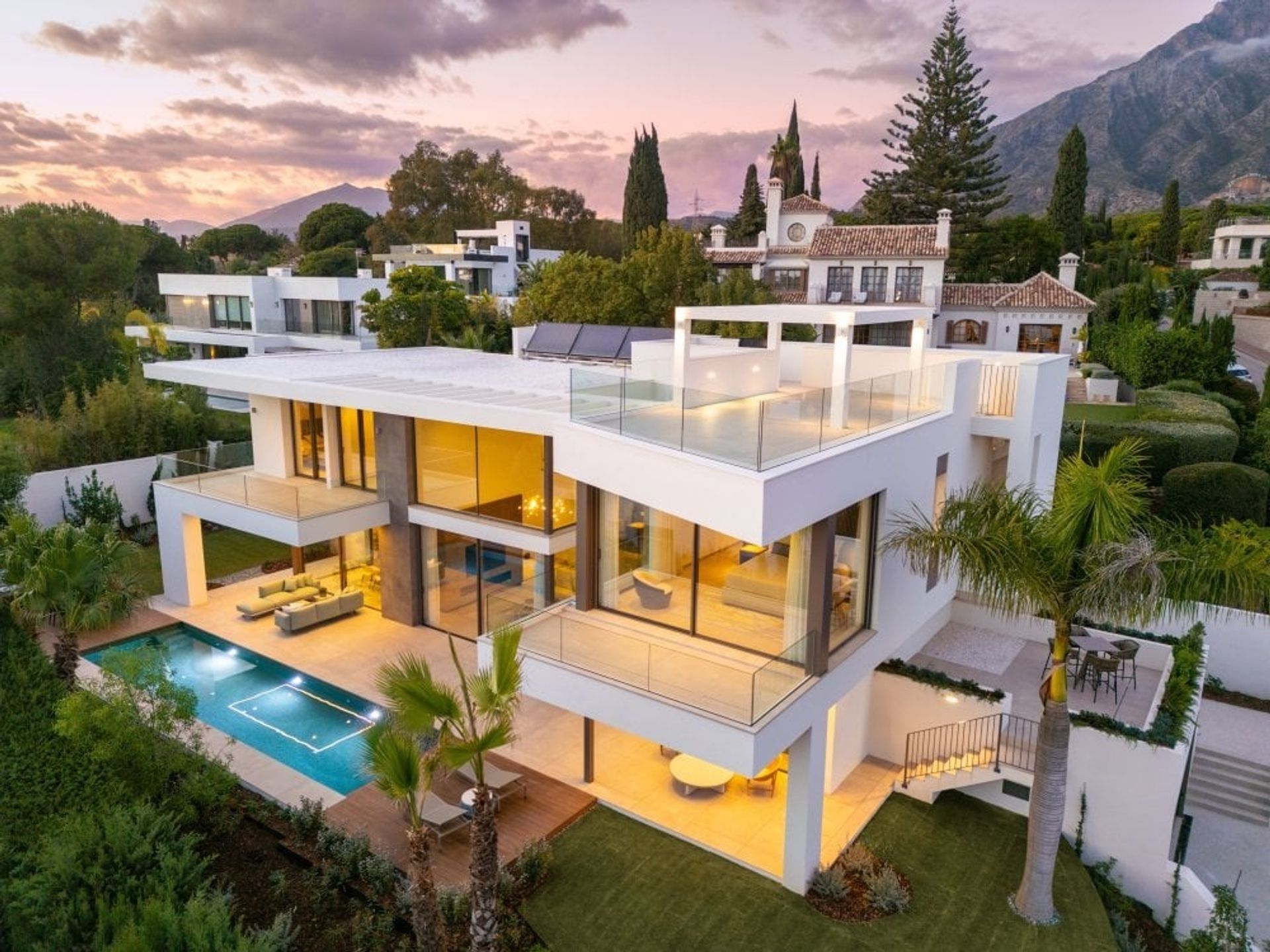 Haus im Marbella, Andalucía 12840910